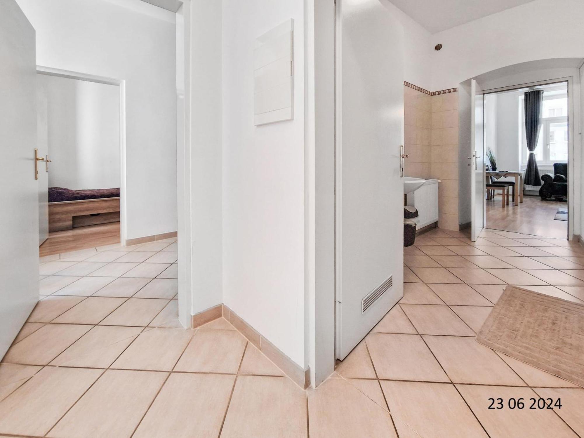Elegant Three-Bedroom Suite Viena Exterior foto