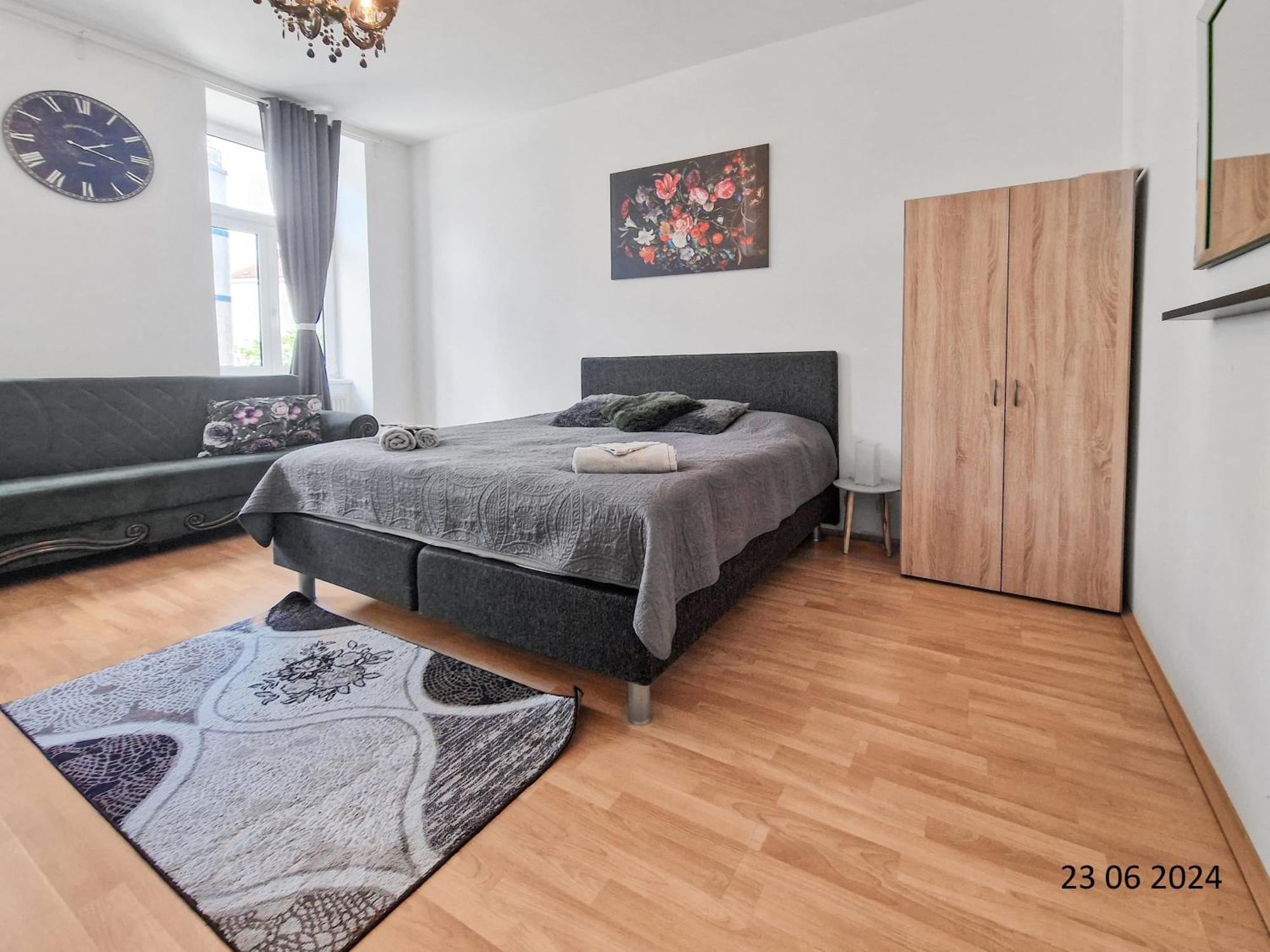 Elegant Three-Bedroom Suite Viena Exterior foto